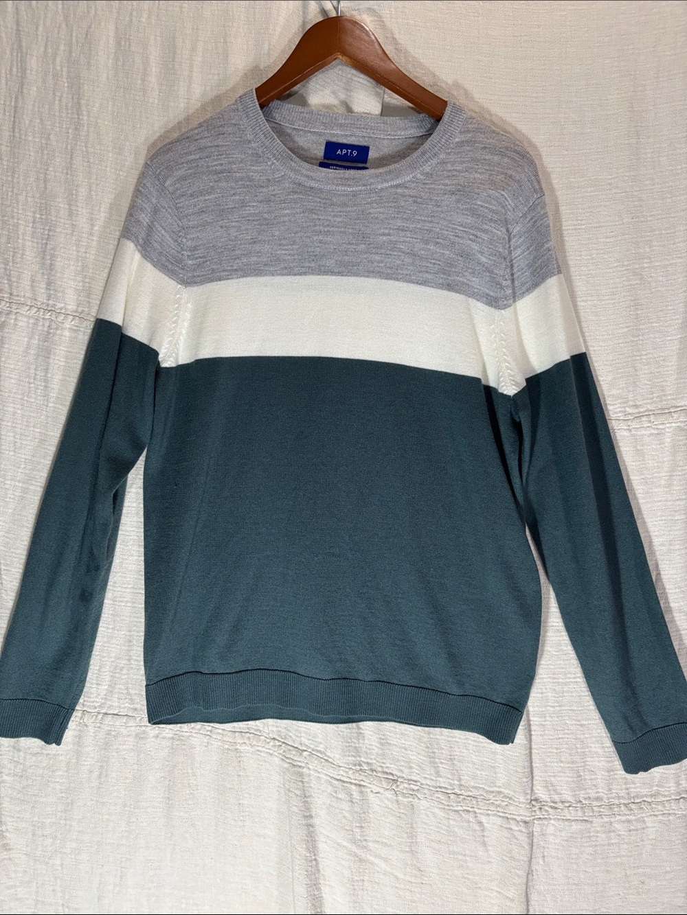 Apt. 9 Seriously Soft Merino Wool Blend Crewneck Colorblock Sweater Size M FLAW